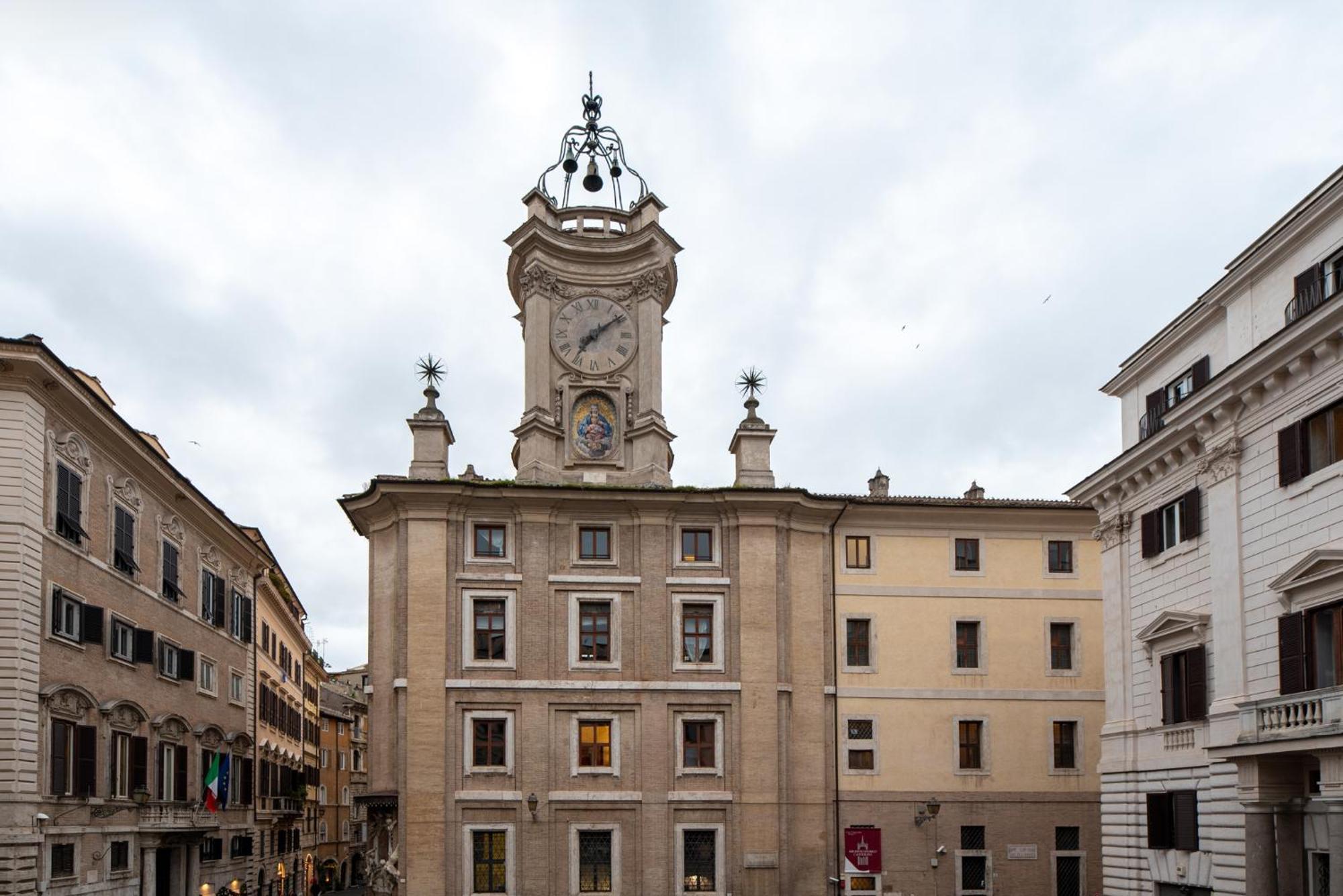 The Best In Rome Orologio Exteriér fotografie